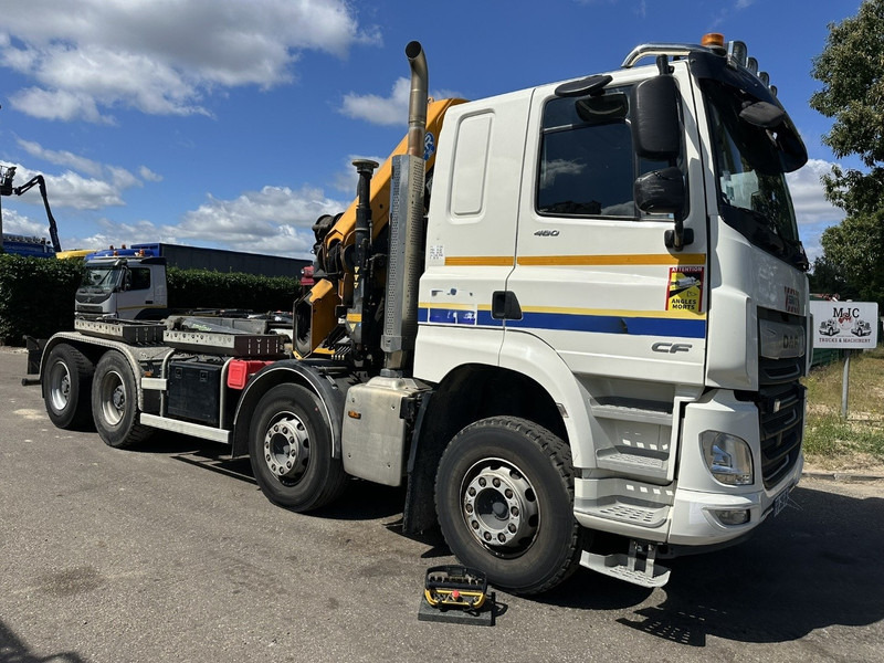 DAF CF 480 8x4 HOOKLIFT + CRANE (19m!) EFFER 205 / 6S + WINCH - RETARDER - *165.000km* - VERY NICE - Kranbil: bild 2 DAF CF 480 8x4 HOOKLIFT + CRANE (19m!) EFFER 205 / 6S + WINCH - RETARDER - *165.000km* - VERY NICE - Kranbil: bild 2