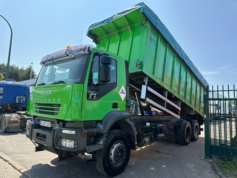 Iveco TRAKKER 310 6x4 STEEL TIPPER / KIPPER 35m³ - MANUAL ZF - BIG AXLES / HUB REDUCTION - STEEL SPRING / BLATT / LAMES - Tippbil lastbil: bild 3 Iveco TRAKKER 310 6x4 STEEL TIPPER / KIPPER 35m³ - MANUAL ZF - BIG AXLES / HUB REDUCTION - STEEL SPRING / BLATT / LAMES - Tippbil lastbil: bild 3