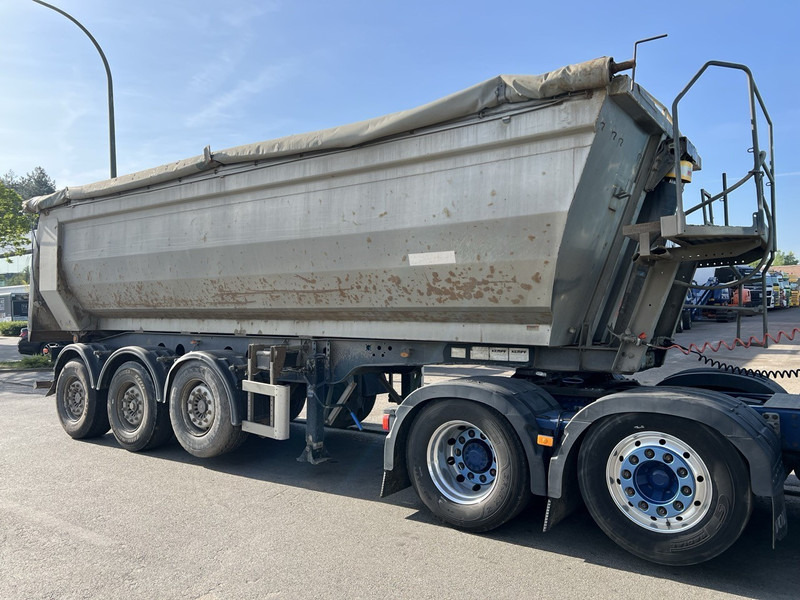 Kempf SKM 35/3 - 7,7m - 30m3 - LIFT AXLE - DISC BRAKES AIR SUSPENSION - STEEL CHASSIS - STEEL BODY - Tippbil semitrailer: bild 1 Kempf SKM 35/3 - 7,7m - 30m3 - LIFT AXLE - DISC BRAKES AIR SUSPENSION - STEEL CHASSIS - STEEL BODY - Tippbil semitrailer: bild 1