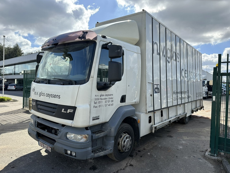 DAF LF 55.250 12T - GLASTRANSPORT / GLASRESTEEL - AIR SUSPENSION - EURO 4 - BELGIAN REGISTRATION - Lastbil: bild 3 DAF LF 55.250 12T - GLASTRANSPORT / GLASRESTEEL - AIR SUSPENSION - EURO 4 - BELGIAN REGISTRATION - Lastbil: bild 3