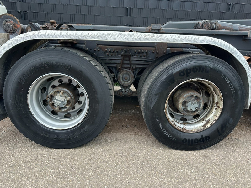 Volvo FH 440 6x4 HOOKLIFT AJK NHS20-5430 - STEEL SPRING / HUB REDUCTION - I SHIFT - BE TRUCK - Lastväxlare lastbil: bild 5 Volvo FH 440 6x4 HOOKLIFT AJK NHS20-5430 - STEEL SPRING / HUB REDUCTION - I SHIFT - BE TRUCK - Lastväxlare lastbil: bild 5