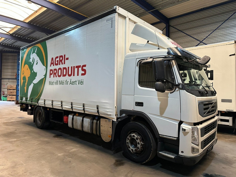 Volvo FM 330 4x2 BOX 7m x 2m48 x 2m75 - 542.000km - EURO 5 - I SHIFT - 19T - A/C - LARGE TAILLIFT - Kapellbil: bild 1 Volvo FM 330 4x2 BOX 7m x 2m48 x 2m75 - 542.000km - EURO 5 - I SHIFT - 19T - A/C - LARGE TAILLIFT - Kapellbil: bild 1