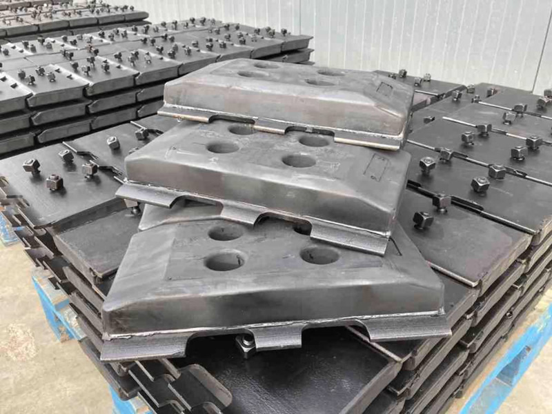 ABG Rubber Asphalt Pads - Ram/ Chassi för Byggmaskiner: bild 1 ABG Rubber Asphalt Pads - Ram/ Chassi för Byggmaskiner: bild 1