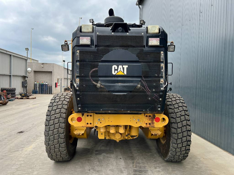 Cat 140M2 AWD - Väghyvel: bild 3 Cat 140M2 AWD - Väghyvel: bild 3