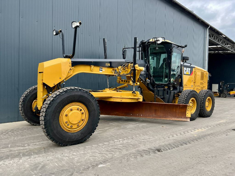 Cat 140M2 AWD - Väghyvel: bild 1 Cat 140M2 AWD - Väghyvel: bild 1
