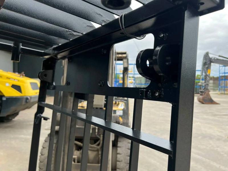 Cat 325D Guard - Hytt och interiör för Byggmaskiner: bild 2 Cat 325D Guard - Hytt och interiör för Byggmaskiner: bild 2