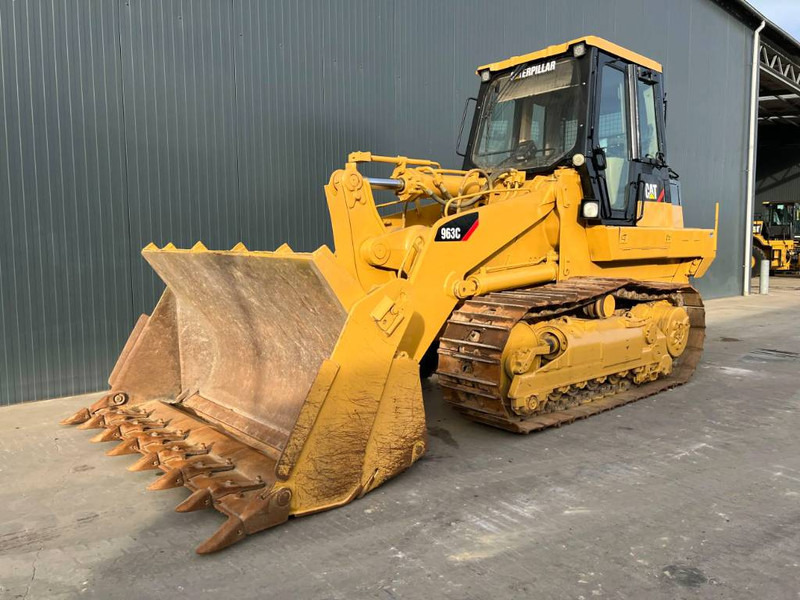 Cat 963C - Bandlastare: bild 1 Cat 963C - Bandlastare: bild 1