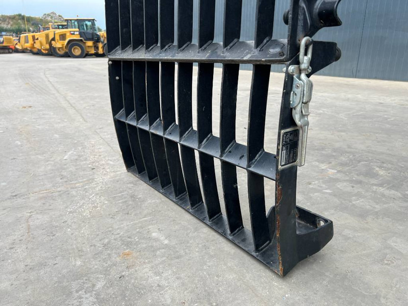 Cat M313D / M315D / M316D / M318D / M322D / M325D - Hytt och interiör för Byggmaskiner: bild 3 Cat M313D / M315D / M316D / M318D / M322D / M325D - Hytt och interiör för Byggmaskiner: bild 3