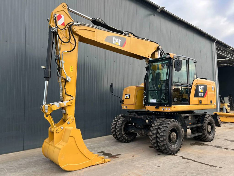 Cat M316F - Grävmaskin på däck: bild 1 Cat M316F - Grävmaskin på däck: bild 1