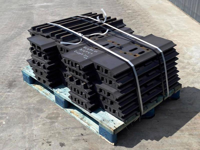 Komatsu PC300 / PC360 / PC400 Shoes/Pads - Ram/ Chassi för Byggmaskiner: bild 1 Komatsu PC300 / PC360 / PC400 Shoes/Pads - Ram/ Chassi för Byggmaskiner: bild 1