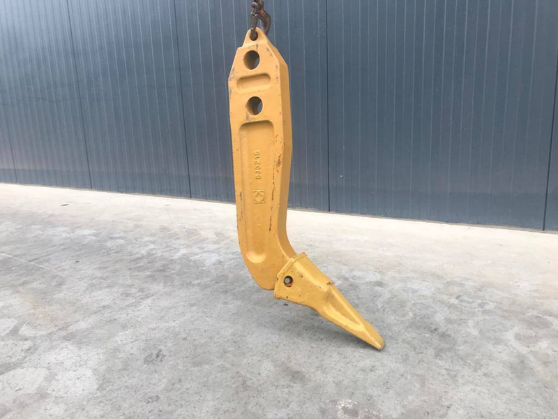 Komatsu D65 Shank - Tillbehör för Byggmaskiner: bild 3 Komatsu D65 Shank - Tillbehör för Byggmaskiner: bild 3