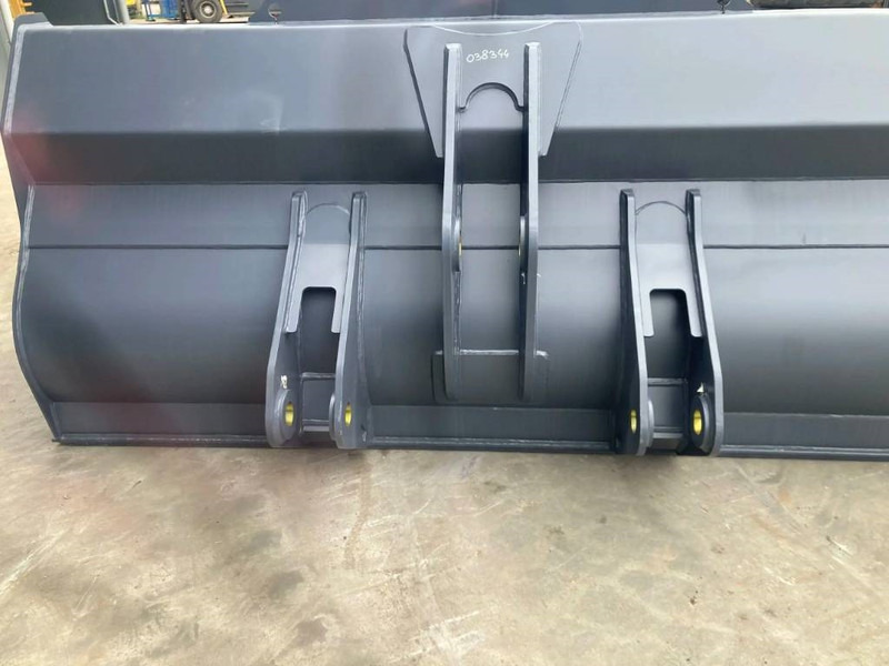 Volvo L120E - Skopa för Byggmaskiner: bild 3 Volvo L120E - Skopa för Byggmaskiner: bild 3
