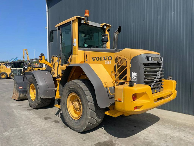 Volvo L90F - 3rd valve - Hjullastare: bild 2 Volvo L90F - 3rd valve - Hjullastare: bild 2