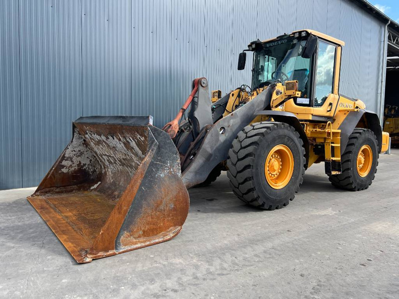 Volvo L90F - Hjullastare: bild 1 Volvo L90F - Hjullastare: bild 1
