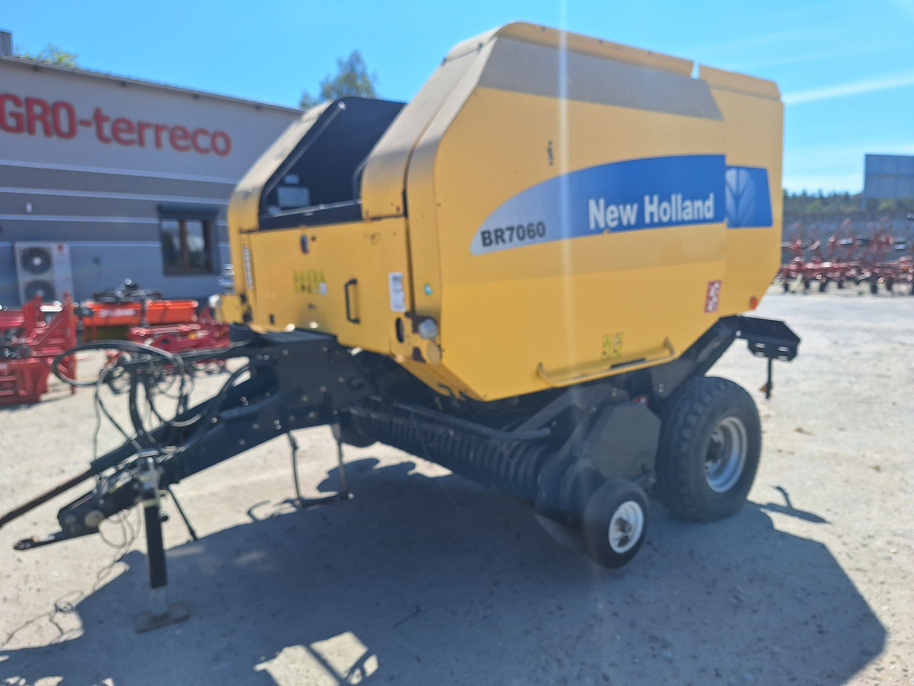 NEW HOLLAND BR7060 - Rundbalspress: bild 5 NEW HOLLAND BR7060 - Rundbalspress: bild 5