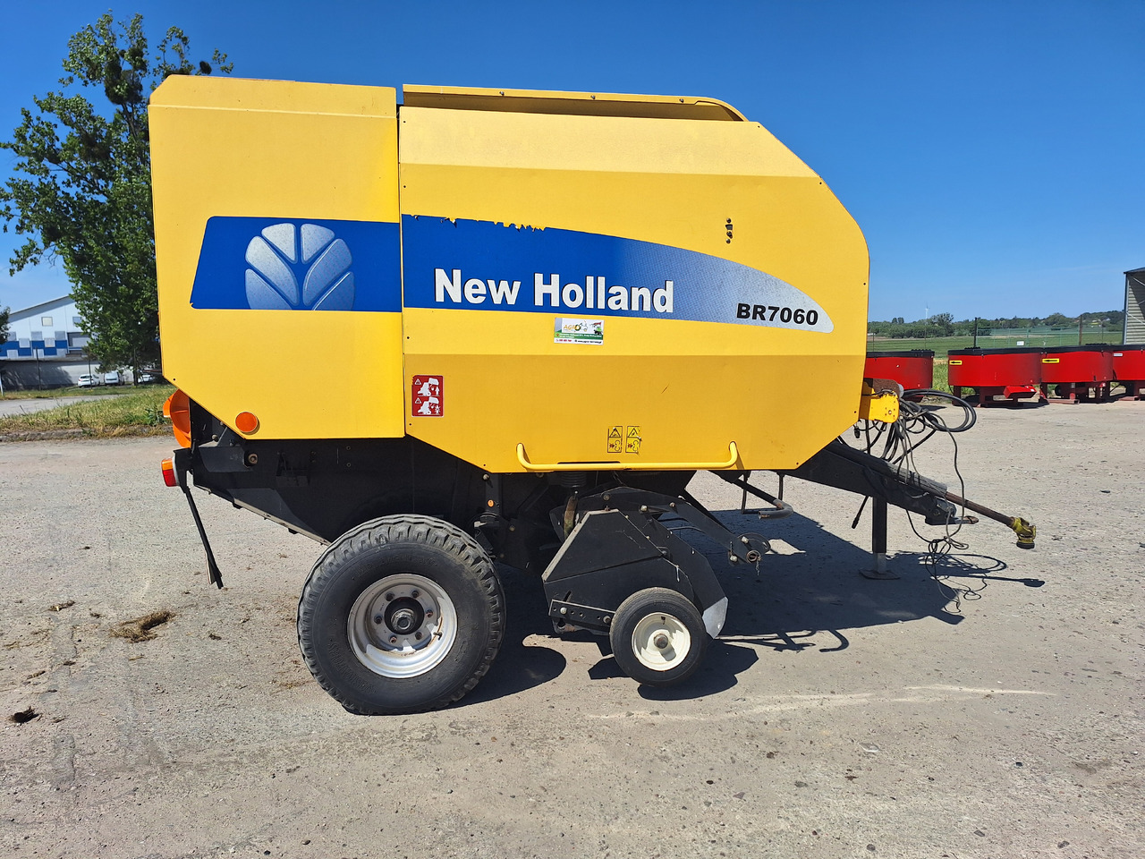 NEW HOLLAND BR7060 - Rundbalspress: bild 2 NEW HOLLAND BR7060 - Rundbalspress: bild 2