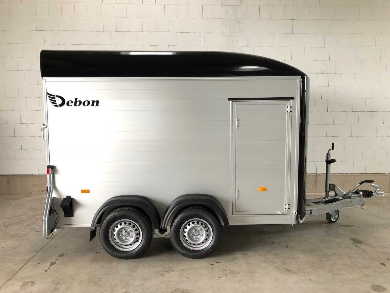 CHEVAL LIBERTE C500 Roadster 2 Türen Kofferanhänger - MC-släp: bild 5 CHEVAL LIBERTE C500 Roadster 2 Türen Kofferanhänger - MC-släp: bild 5
