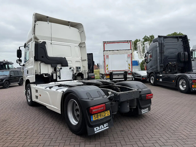 DAF CF 410 4X2 SPACECAB EURO6 DISTRIBUTIETREKKER MILIEUZONE DAF ONDERHOUD HOLLAND TRUCK!!! - Dragbil: bild 3 DAF CF 410 4X2 SPACECAB EURO6 DISTRIBUTIETREKKER MILIEUZONE DAF ONDERHOUD HOLLAND TRUCK!!! - Dragbil: bild 3