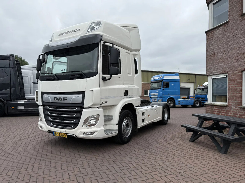 DAF CF 410 4X2 SPACECAB EURO6 DISTRIBUTIETREKKER MILIEUZONE DAF ONDERHOUD HOLLAND TRUCK!!! - Dragbil: bild 2 DAF CF 410 4X2 SPACECAB EURO6 DISTRIBUTIETREKKER MILIEUZONE DAF ONDERHOUD HOLLAND TRUCK!!! - Dragbil: bild 2