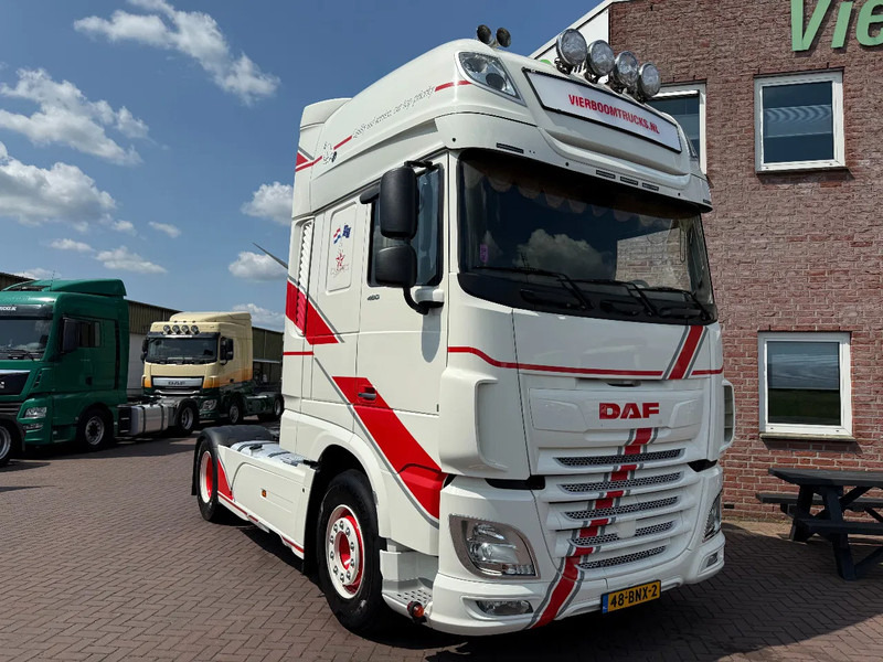 DAF XF 480 XF480 SSC 4X2 / EURO6 D / RETARDER / SPECIAL INTERIOR / NEW CONDITION / FULL AIR / NL TRUCK - Dragbil: bild 1 DAF XF 480 XF480 SSC 4X2 / EURO6 D / RETARDER / SPECIAL INTERIOR / NEW CONDITION / FULL AIR / NL TRUCK - Dragbil: bild 1