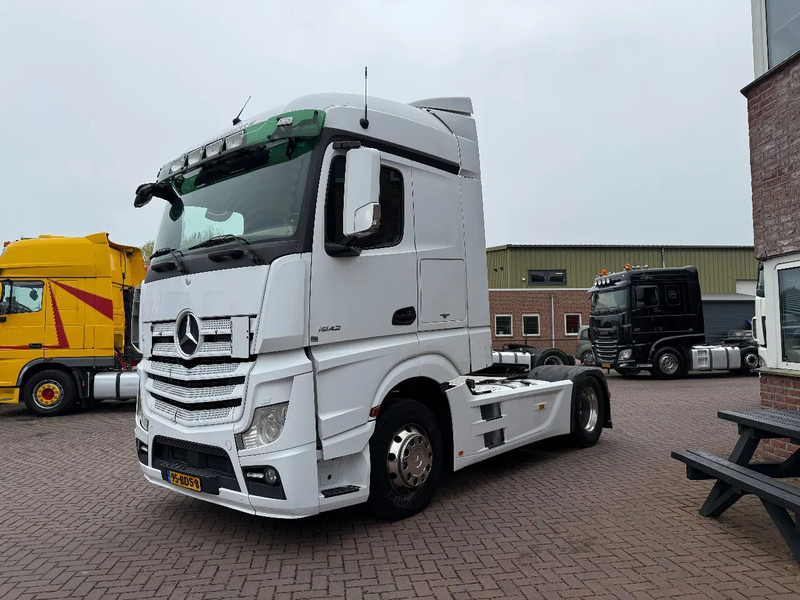 Mercedes-Benz Actros Actros 1842LS Streamspace/full spoiler/xenon/Holland Truck !!!!!! - Dragbil: bild 2 Mercedes-Benz Actros Actros 1842LS Streamspace/full spoiler/xenon/Holland Truck !!!!!! - Dragbil: bild 2