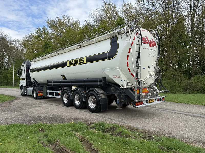 Kässbohrer SSK-60 Kipp-Silo 60.000liter TOP ZUSTAND HOLLAND TRAILER!!!!!!!!! - Tanktrailer: bild 1 Kässbohrer SSK-60 Kipp-Silo 60.000liter TOP ZUSTAND HOLLAND TRAILER!!!!!!!!! - Tanktrailer: bild 1