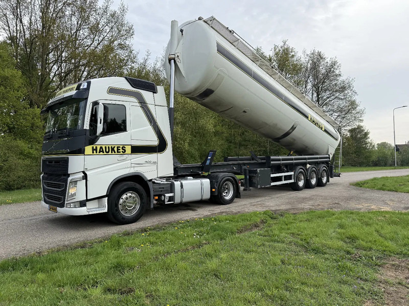 Kässbohrer SSK-60 Kipp-Silo 60.000liter TOP ZUSTAND HOLLAND TRAILER!!!!!!!!! - Tanktrailer: bild 4 Kässbohrer SSK-60 Kipp-Silo 60.000liter TOP ZUSTAND HOLLAND TRAILER!!!!!!!!! - Tanktrailer: bild 4