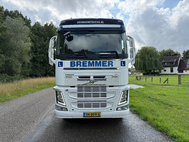 Volvo FH FH420 Euro6 / Fahrschule / Driving school / Autoescuela / 4 Sitze / Top condition - Lastbil med skåp: bild 4 Volvo FH FH420 Euro6 / Fahrschule / Driving school / Autoescuela / 4 Sitze / Top condition - Lastbil med skåp: bild 4