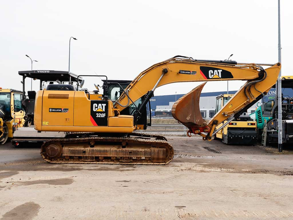 CATERPILLAR 320F - Bandgrävare: bild 5 CATERPILLAR 320F - Bandgrävare: bild 5