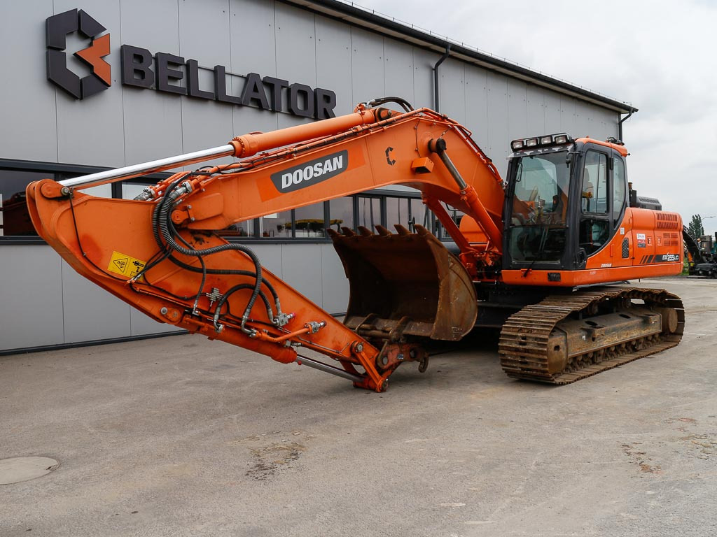 DOOSAN DX 255LC-3 - Bandgrävare: bild 2 DOOSAN DX 255LC-3 - Bandgrävare: bild 2