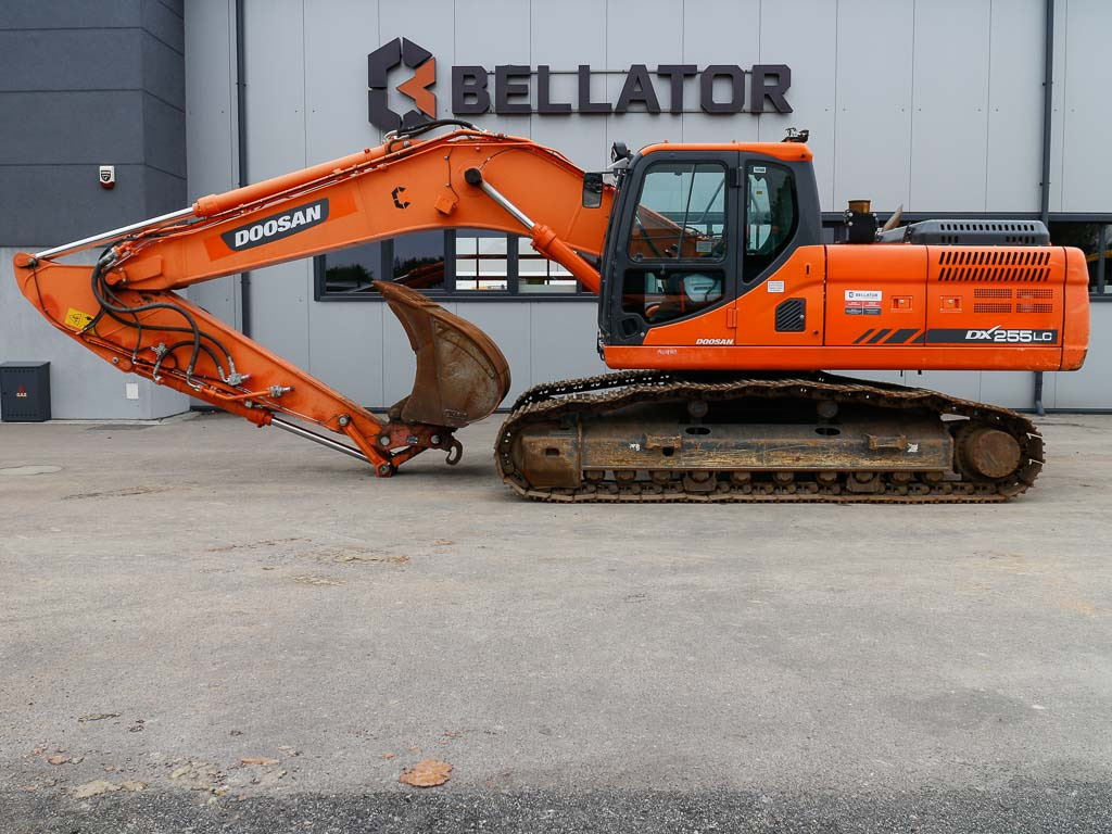 DOOSAN DX 255LC-3 - Bandgrävare: bild 1 DOOSAN DX 255LC-3 - Bandgrävare: bild 1