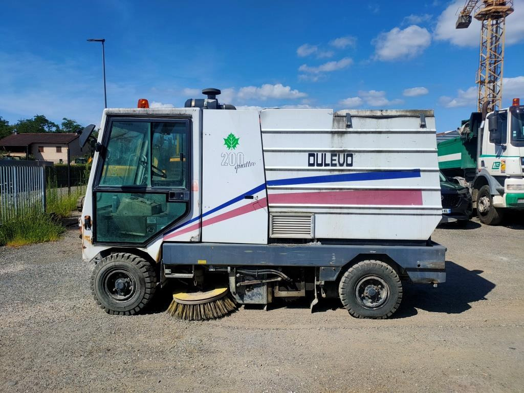 DULEVO 200-4 - Sopmaskin: bild 1 DULEVO 200-4 - Sopmaskin: bild 1