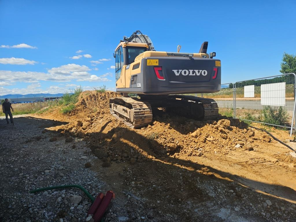 VOLVO EC 220 DL - Bandgrävare: bild 3 VOLVO EC 220 DL - Bandgrävare: bild 3