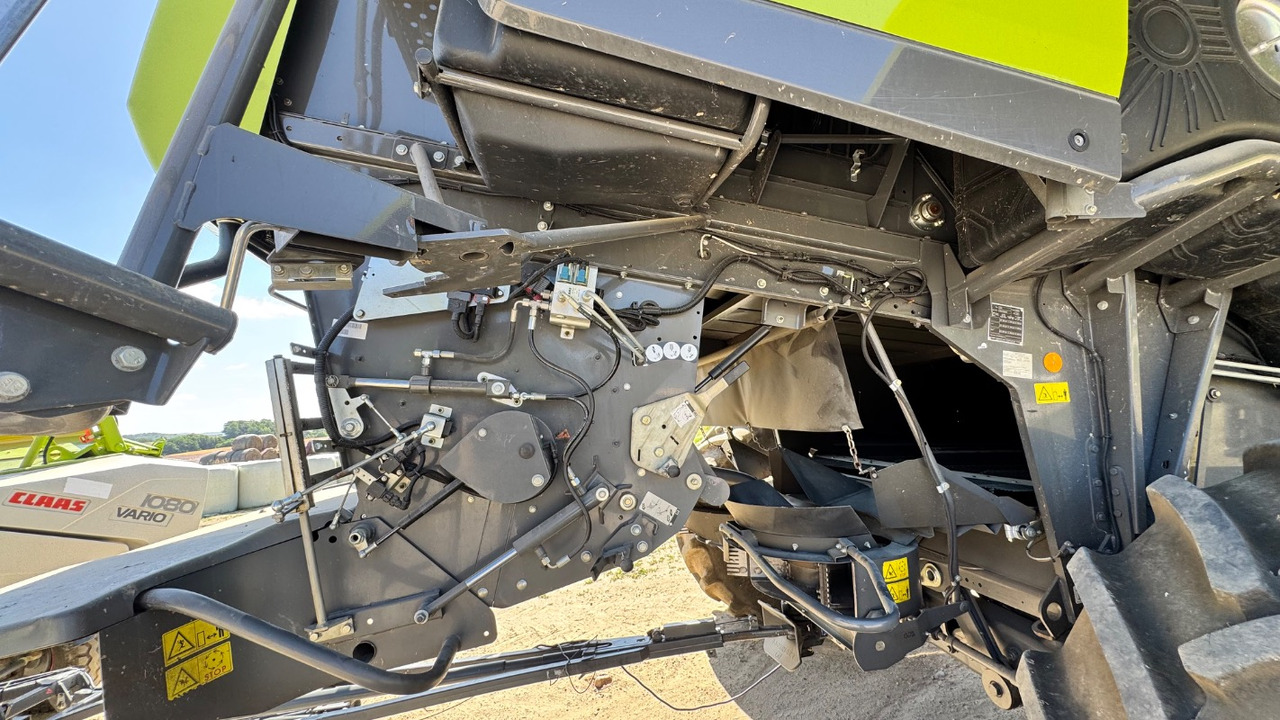 Skördetröska CLAAS Lexion 6900 TerraTrac 890 full Options: bild 10
