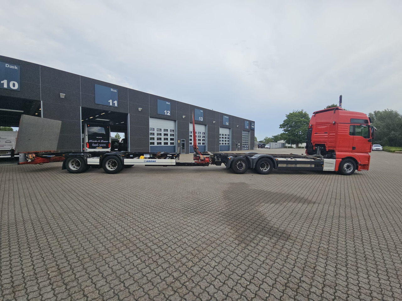MAN TGX 26.500 with trailer - Containerbil/ Växelflak lastbil: bild 3 MAN TGX 26.500 with trailer - Containerbil/ Växelflak lastbil: bild 3