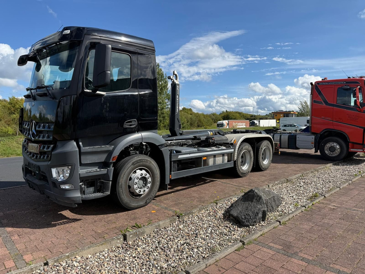 Mercedes-Benz Arocs 5 2648 Meiller Hakenlift 21-60 neuwertig - Lastväxlare lastbil: bild 2 Mercedes-Benz Arocs 5 2648 Meiller Hakenlift 21-60 neuwertig - Lastväxlare lastbil: bild 2