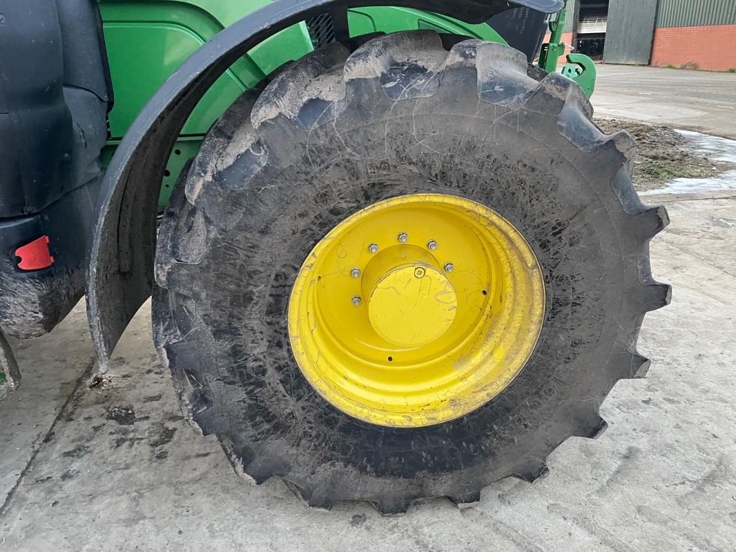 John Deere 6R 175 - Traktor: bild 5 John Deere 6R 175 - Traktor: bild 5
