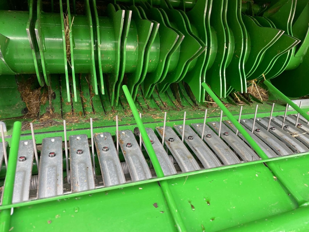 John Deere V451M - Inplastar: bild 3 John Deere V451M - Inplastar: bild 3