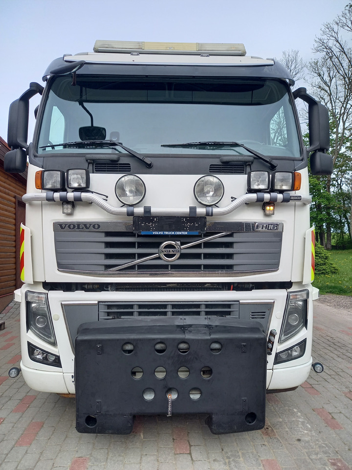 VOLVO FH16, 8x4, BIG AXLES, RETARDER, GW 39500 KG - Tippbil lastbil: bild 4 VOLVO FH16, 8x4, BIG AXLES, RETARDER, GW 39500 KG - Tippbil lastbil: bild 4