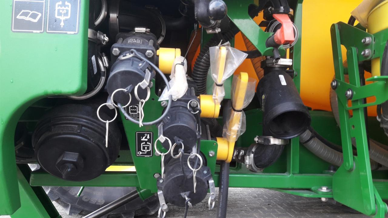 John Deere M952 I - Bogserad spruta: bild 4 John Deere M952 I - Bogserad spruta: bild 4