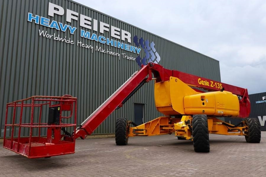 Genie Z135/70 Diesel, 4x4x4 Drive, 43m Lifting Height, 2 - Bomlift: bild 2 Genie Z135/70 Diesel, 4x4x4 Drive, 43m Lifting Height, 2 - Bomlift: bild 2
