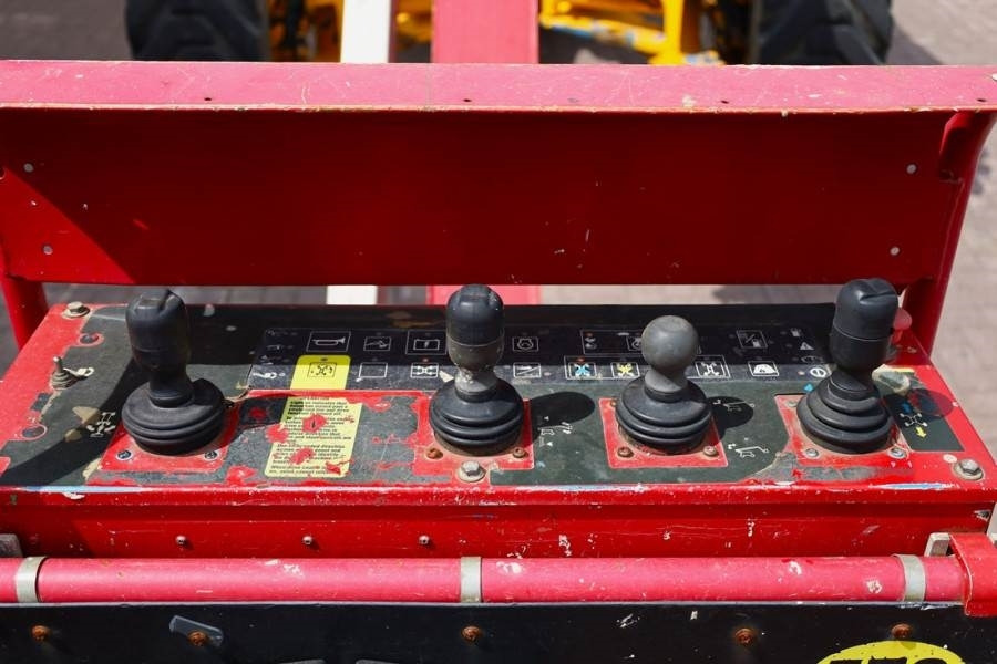 Genie Z135/70 Diesel, 4x4x4 Drive, 43m Lifting Height, 2 - Bomlift: bild 4 Genie Z135/70 Diesel, 4x4x4 Drive, 43m Lifting Height, 2 - Bomlift: bild 4