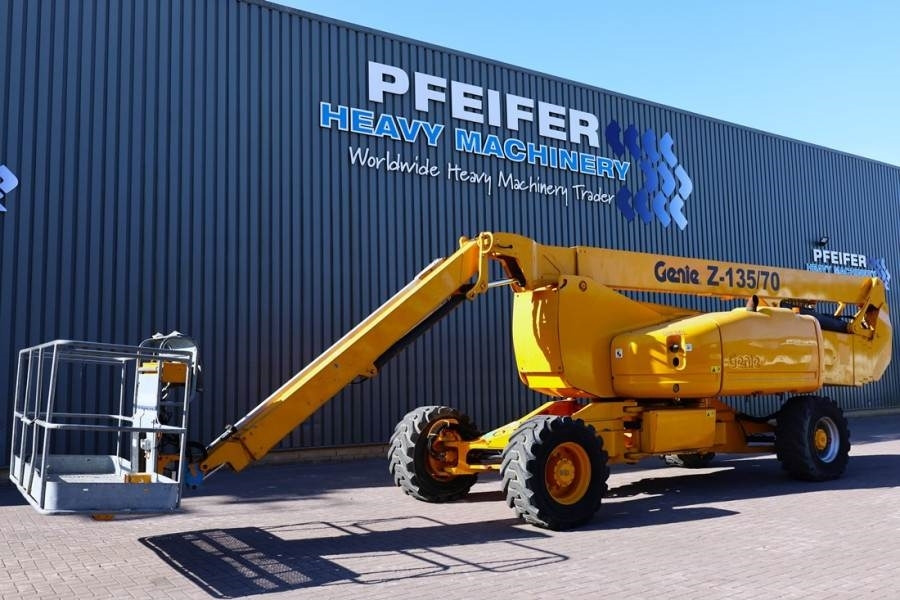 Genie Z135/70 Diesel, 4x4x4 Drive, 43m Lifting Height, 2 - Bomlift: bild 1 Genie Z135/70 Diesel, 4x4x4 Drive, 43m Lifting Height, 2 - Bomlift: bild 1