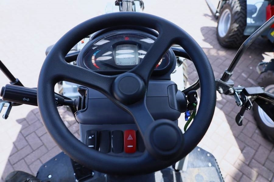 GiANT G2700E 100% Electric - Zero Emissions, Lithium-Iro - Hjullastare: bild 5 GiANT G2700E 100% Electric - Zero Emissions, Lithium-Iro - Hjullastare: bild 5