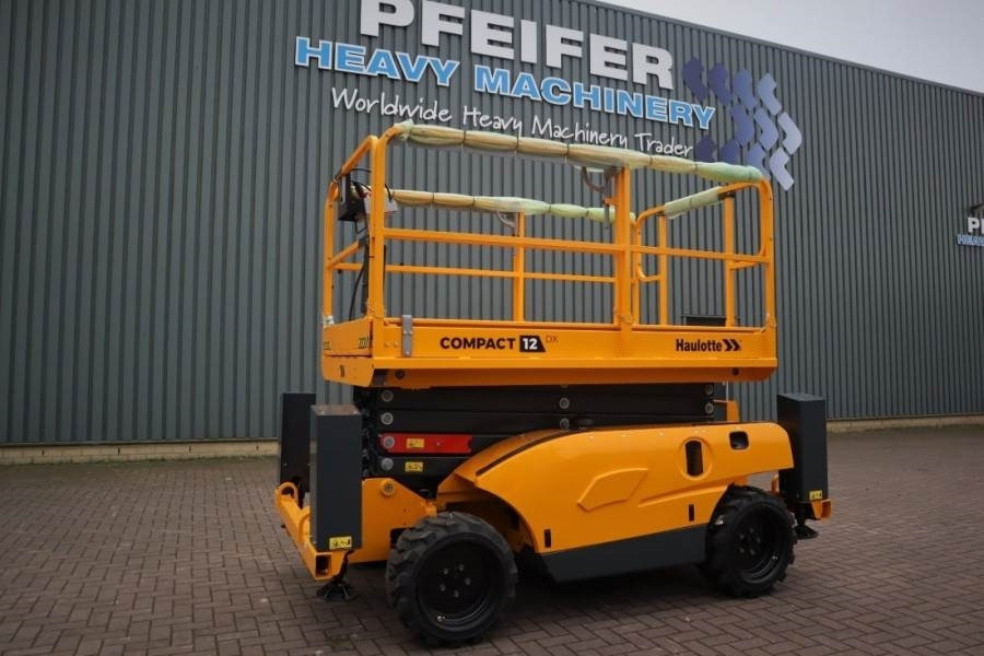 Haulotte Compact 12DX Valid Inspection, *Guarantee! Diesel, - Saxlift: bild 1 Haulotte Compact 12DX Valid Inspection, *Guarantee! Diesel, - Saxlift: bild 1
