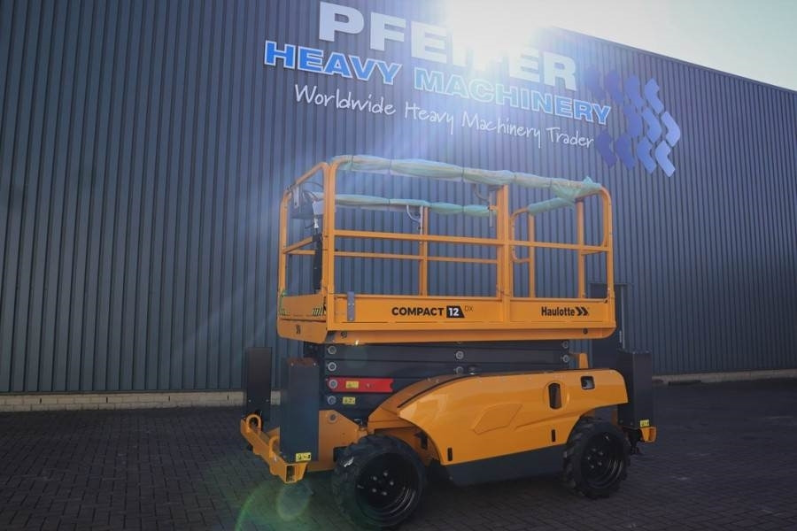 Haulotte Compact 12DX Valid Inspection, *Guarantee! Diesel, - Saxlift: bild 1 Haulotte Compact 12DX Valid Inspection, *Guarantee! Diesel, - Saxlift: bild 1