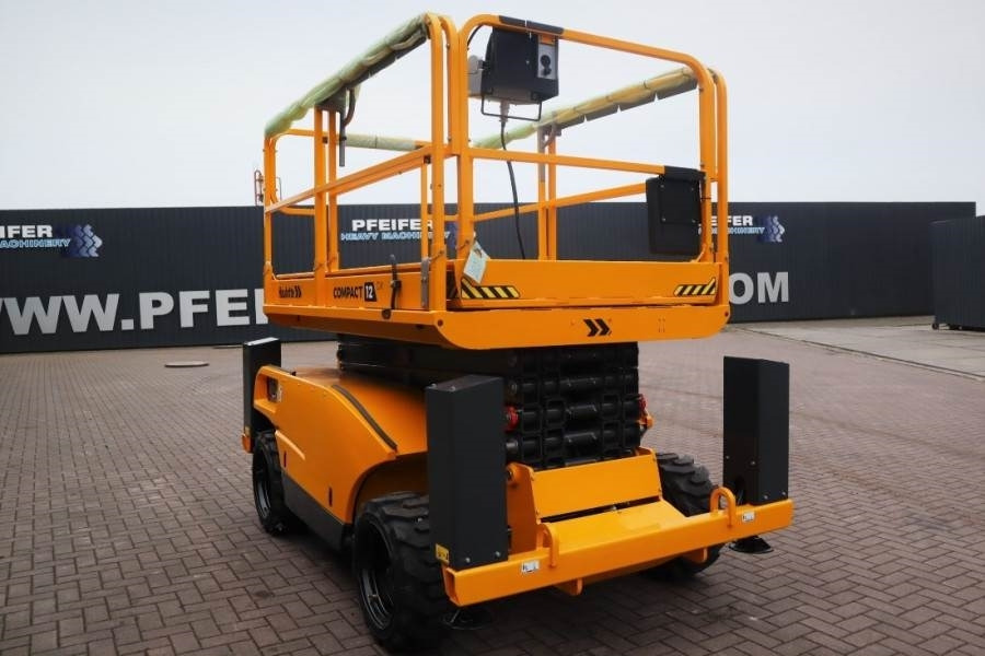 Haulotte Compact 12DX Valid Inspection, *Guarantee! Diesel, - Saxlift: bild 2 Haulotte Compact 12DX Valid Inspection, *Guarantee! Diesel, - Saxlift: bild 2