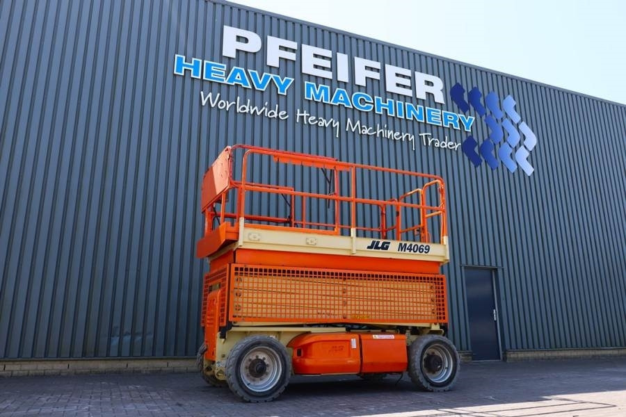 JLG M4069 Hybrid, 14.2m Working Height, 360kg Capacity - Saxlift: bild 1 JLG M4069 Hybrid, 14.2m Working Height, 360kg Capacity - Saxlift: bild 1