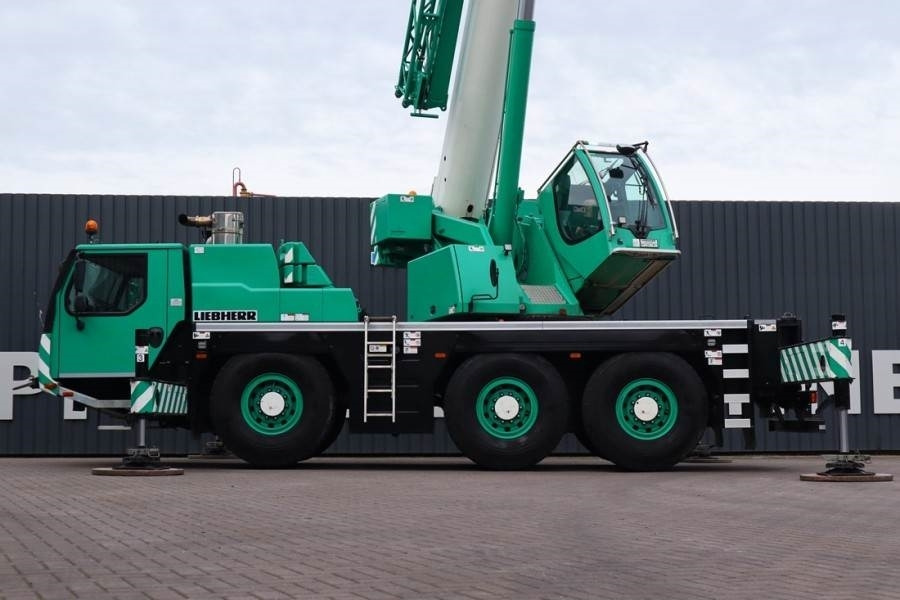 Liebherr LTM1050-3.1 6x6x6 Drive, VarioBase, 50t Capacity, - Allterrängkran: bild 2 Liebherr LTM1050-3.1 6x6x6 Drive, VarioBase, 50t Capacity, - Allterrängkran: bild 2