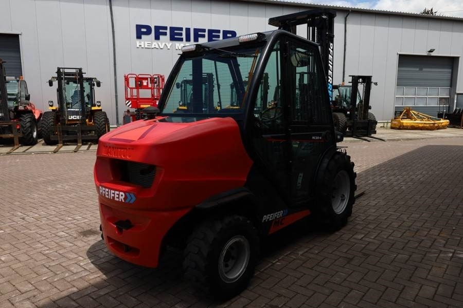 Manitou MC30-4 Valid Inspection, *Guarantee, Diesel, 4x4 D - Terrängtruck: bild 2 Manitou MC30-4 Valid Inspection, *Guarantee, Diesel, 4x4 D - Terrängtruck: bild 2